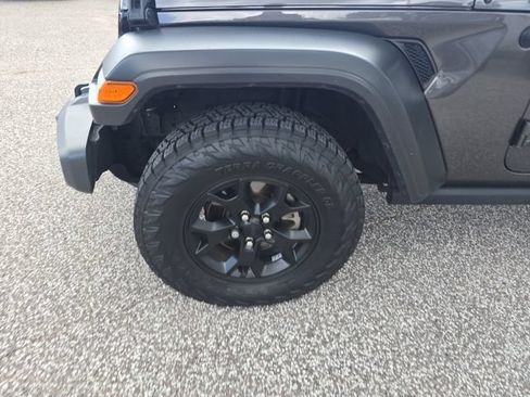 Used 2021 Jeep Wrangler Unlimited Sport AWD/4WD image 7