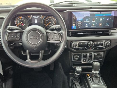 Used 2025 Jeep Wrangler Sport image 24