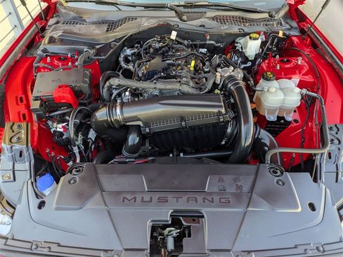 Used 2024 Ford Mustang Coupe image 30