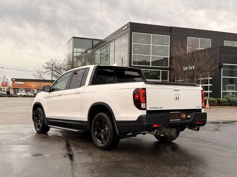 Used 2023 Honda Ridgeline Black Edition image 3