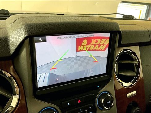 Used 2015 Ford F250 King Ranch w/ King Ranch w/Chrome Package image 25