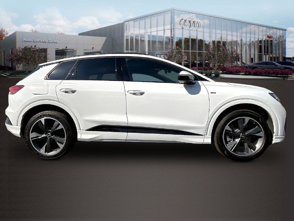 Used 2023 Audi Q4 e-tron Premium w/ Black Optic Package AWD/4WD image 8