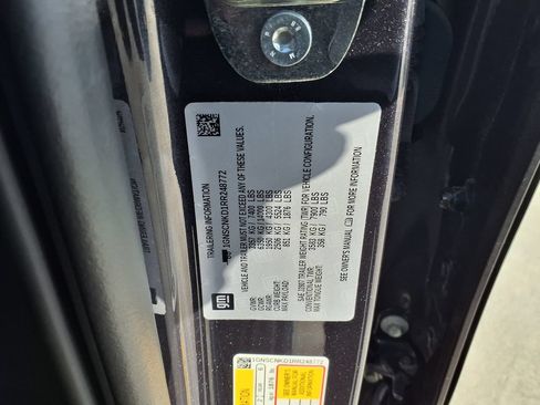 Used 2024 Chevrolet Tahoe LT RWD image 38