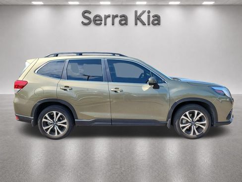 Used 2023 Subaru Forester Limited AWD/4WD image 7