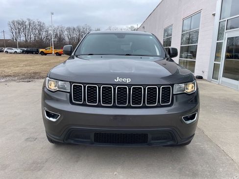 Used 2017 Jeep Grand Cherokee Laredo w/ Quick Order Package 23E image 3