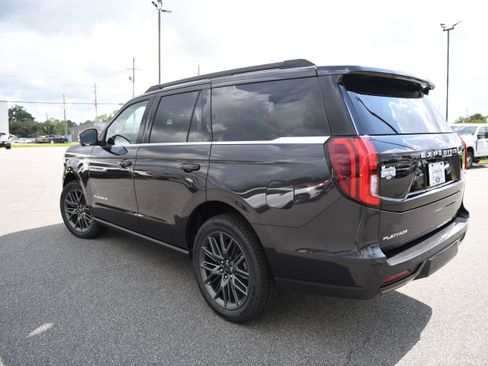New 2027 Ford Expedition Platinum RWD image 9