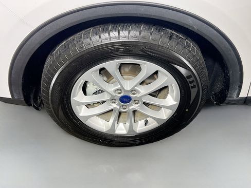 Used 2022 Ford Escape SE w/ Convenience Package image 13