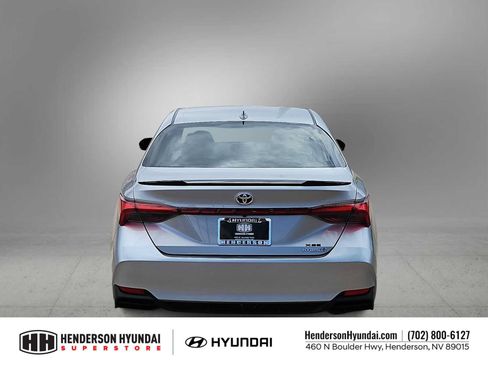 Used 2020 Toyota Avalon XSE w/ Carpet Mat Package FWD image 7