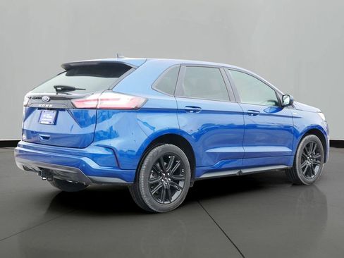 Certified 2023 Ford Edge ST-Line w/ Class II Trailer Tow Package image 3