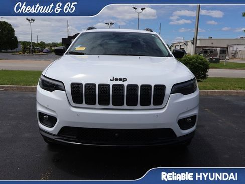 Used 2023 Jeep Cherokee Altitude Lux w/ Lux Elite Package AWD/4WD image 7