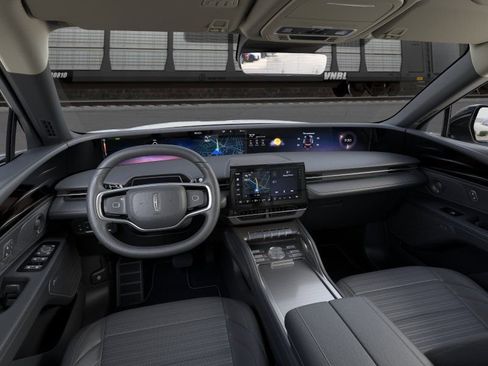 New 2026 Lincoln Nautilus Reserve w/ Jet Appearance Package image 9