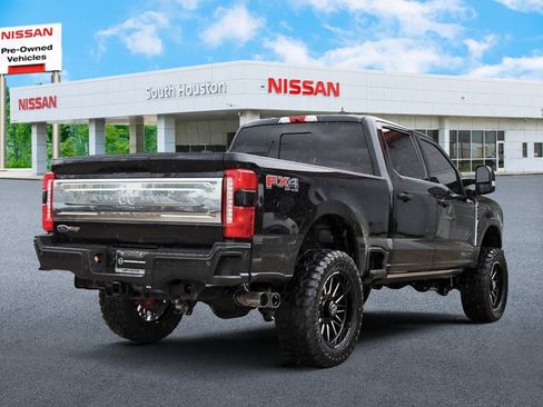 Used 2024 Ford F250 King Ranch w/ FX4 Off-Road Package AWD/4WD image 4