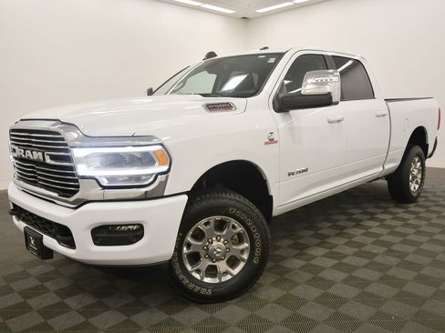 Used 2024 RAM 2500 Laramie image 2