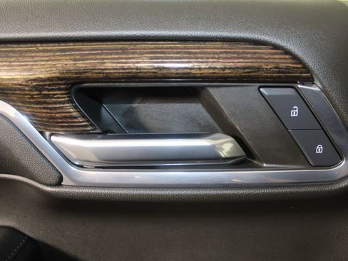 Used 2024 GMC Sierra 1500 Elevation w/ Elevation Premium Package image 23