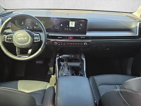 Used 2025 Kia Sorento S image 19
