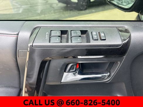 Used 2022 Toyota 4Runner TRD Off-Road Premium w/ TRD Black Wheel Package (TMS) AWD/4WD image 17