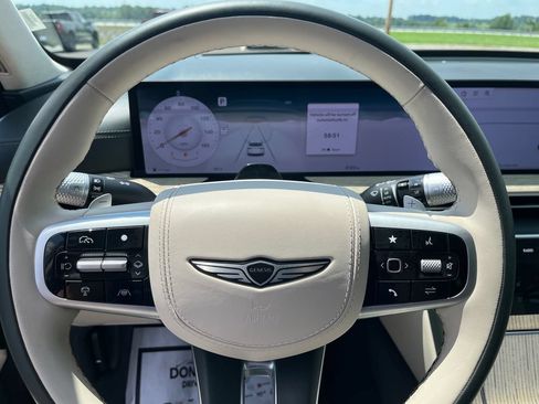 Used 2025 Genesis GV80 3.5T Prestige AWD/4WD image 14