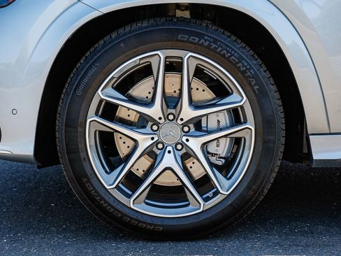 New 2025 Mercedes-Benz GLE 53 AMG 4MATIC Coupe image 9
