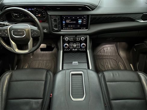 Used 2021 GMC Yukon Denali w/ Denali Ultimate Package image 14