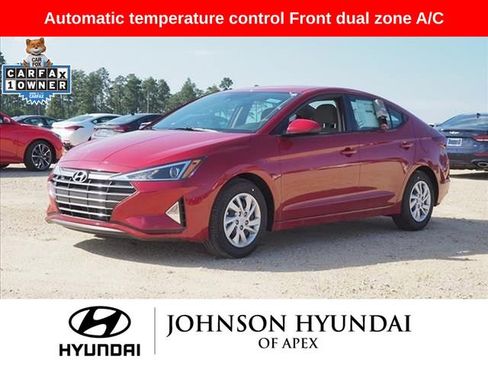 Used 2020 Hyundai Elantra SE w/ Cargo Package (C1) FWD image 3