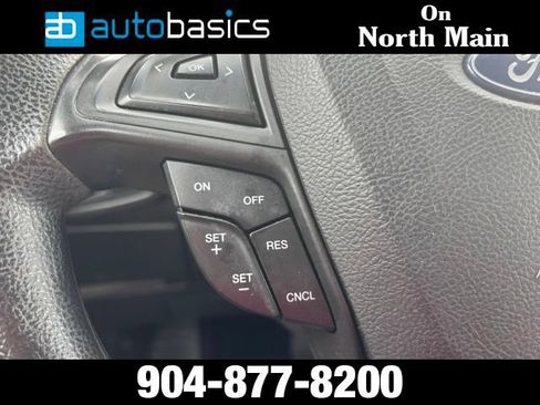 Used 2019 Ford Edge SE FWD image 25