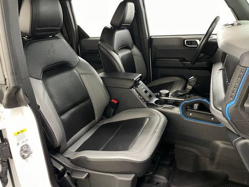 Used 2024 Ford Bronco Black Diamond AWD/4WD image 37