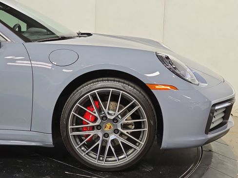 Certified 2024 Porsche 911 Carrera image 11