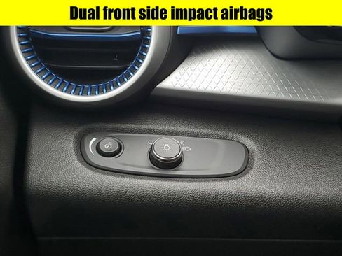 Used 2024 Chevrolet Trax LS w/ LS Convenience Package image 21