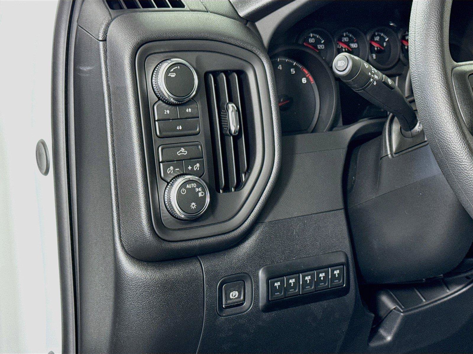 New 2026 GMC Sierra 2500 Pro w/ Convenience Package AWD/4WD image 4