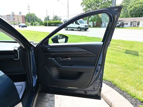 Used 2023 MAZDA CX-50 AWD 2.5 S w/ Cargo Package image 18