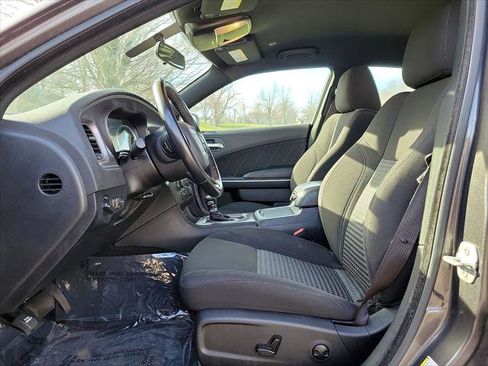 Used 2023 Dodge Charger SXT image 11