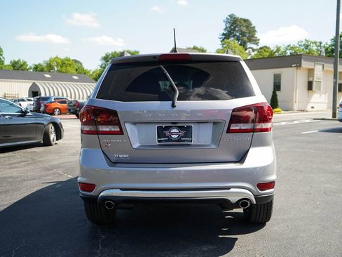 Used 2019 Dodge Journey Crossroad AWD/4WD image 18