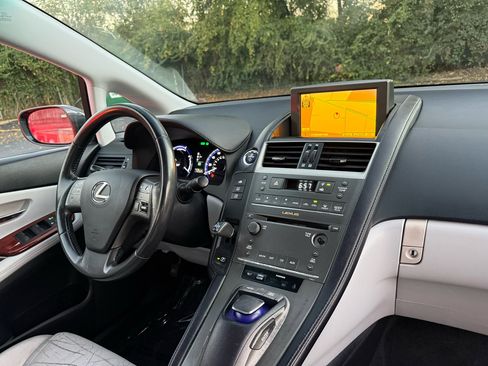 Used 2011 Lexus HS 250h image 18