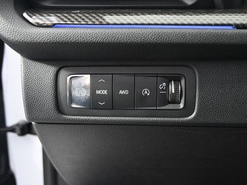 New 2026 Chevrolet Traverse High Country w/ LPO, Floor Liner Package image 25