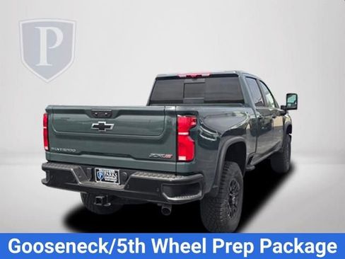 New 2026 Chevrolet Silverado 2500 ZR2 AWD/4WD image 8