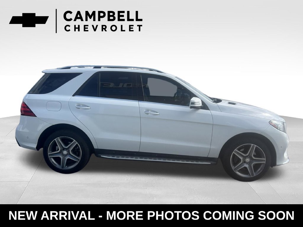 Used 2017 Mercedes-Benz GLE 400 4MATIC w/ Premium 3 Package image 6