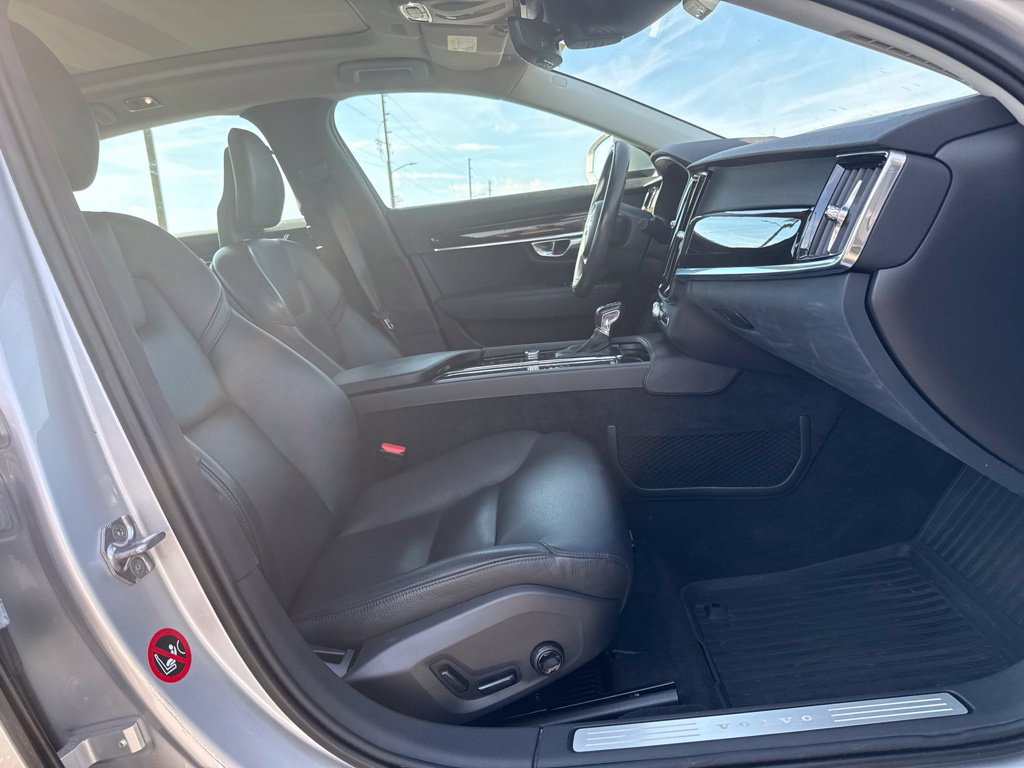 Used 2018 Volvo S90 T6 Momentum w/ Convenience Package AWD/4WD image 10