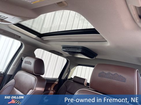 Used 2015 Chevrolet Silverado 2500 High Country w/ Duramax Plus Package image 16