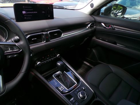 Certified 2025 MAZDA CX-5 Carbon Edition AWD/4WD image 32