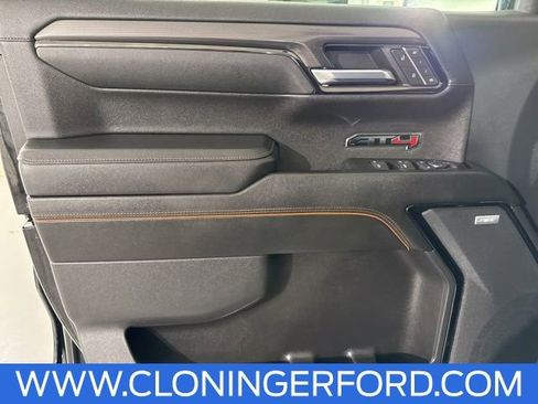 Used 2023 GMC Sierra 1500 AT4 w/ AT4 Premium Package image 18