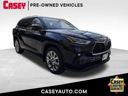 Used 2024 Toyota Highlander Limited