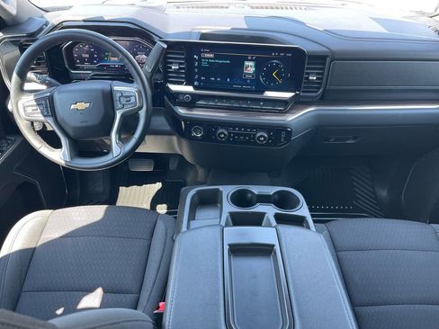 Used 2023 Chevrolet Silverado 1500 LT image 12