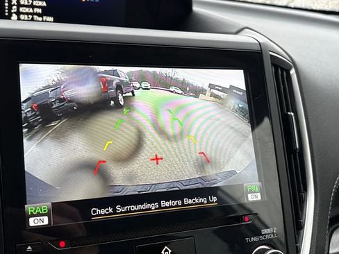 Used 2021 Subaru Forester Limited image 15