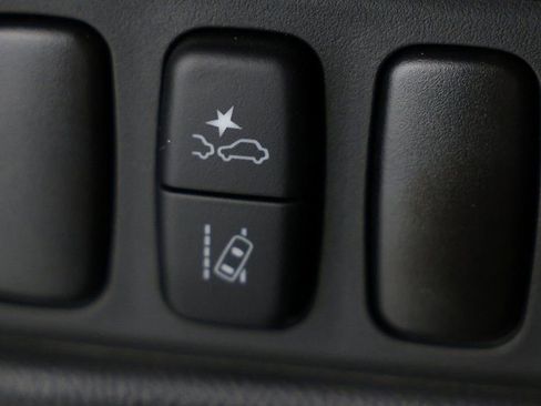 Used 2025 Mitsubishi Outlander Sport ES AWD/4WD image 19