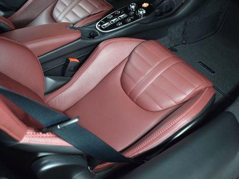 New 2026 McLaren GTS image 19