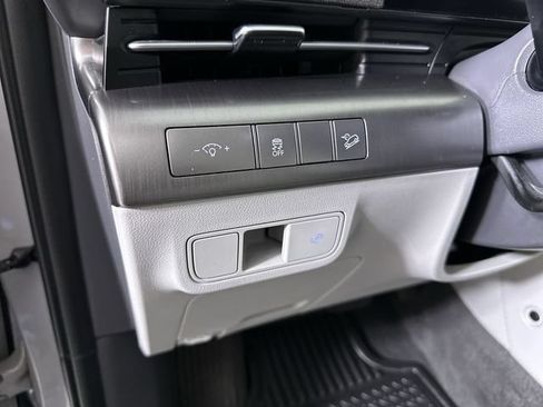 Used 2025 Hyundai Kona SEL AWD/4WD image 18