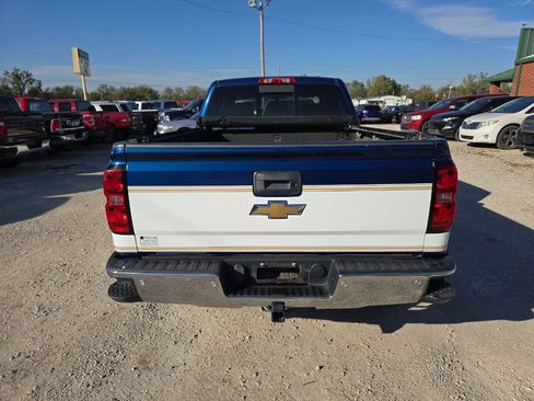 Used 2015 Chevrolet Silverado 1500 LT w/ LT Convenience Package AWD/4WD image 13