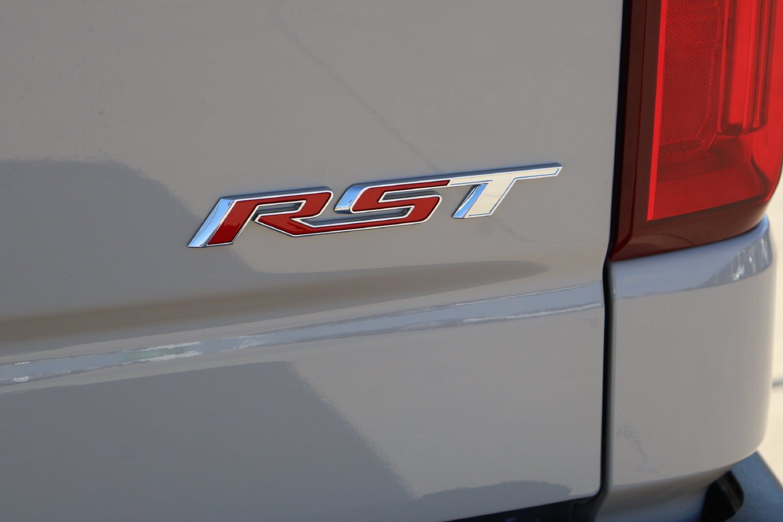 New 2026 Chevrolet Silverado 1500 RST w/ Convenience Package II AWD/4WD image 9