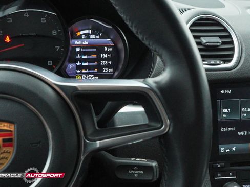 Used 2018 Porsche 718 Cayman RWD image 32