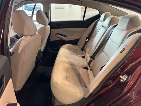 Used 2025 Nissan Altima 2.5 SV image 24